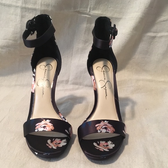 Jessica Simpson Shoes - Jessica Simpson Plemy heels